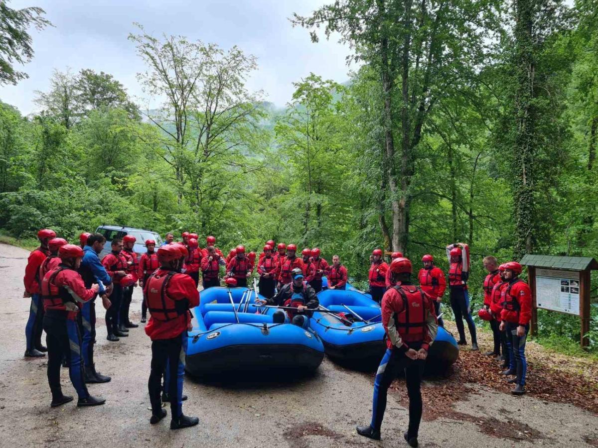 Rafting Blue River Tara Scepan-Polje Ngoại thất bức ảnh